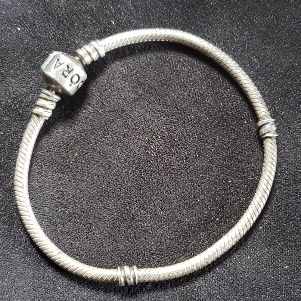 #3 pandora 925 bracelet